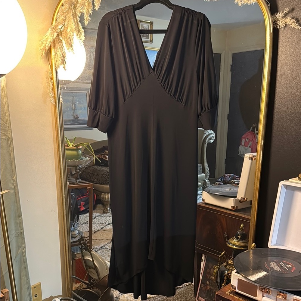 Glamour Black V-Neck Cocktail Dress